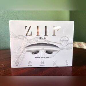 ZIIP HALO Microcurrent Device